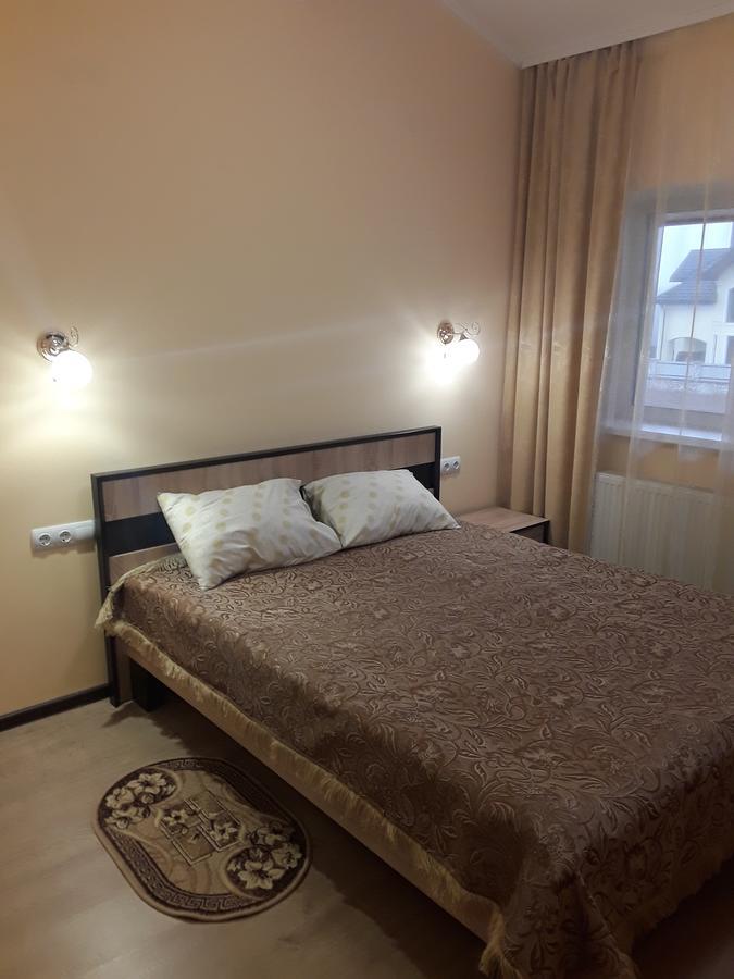 Gostynnyi Dvir Cottage Ternópil Exterior foto