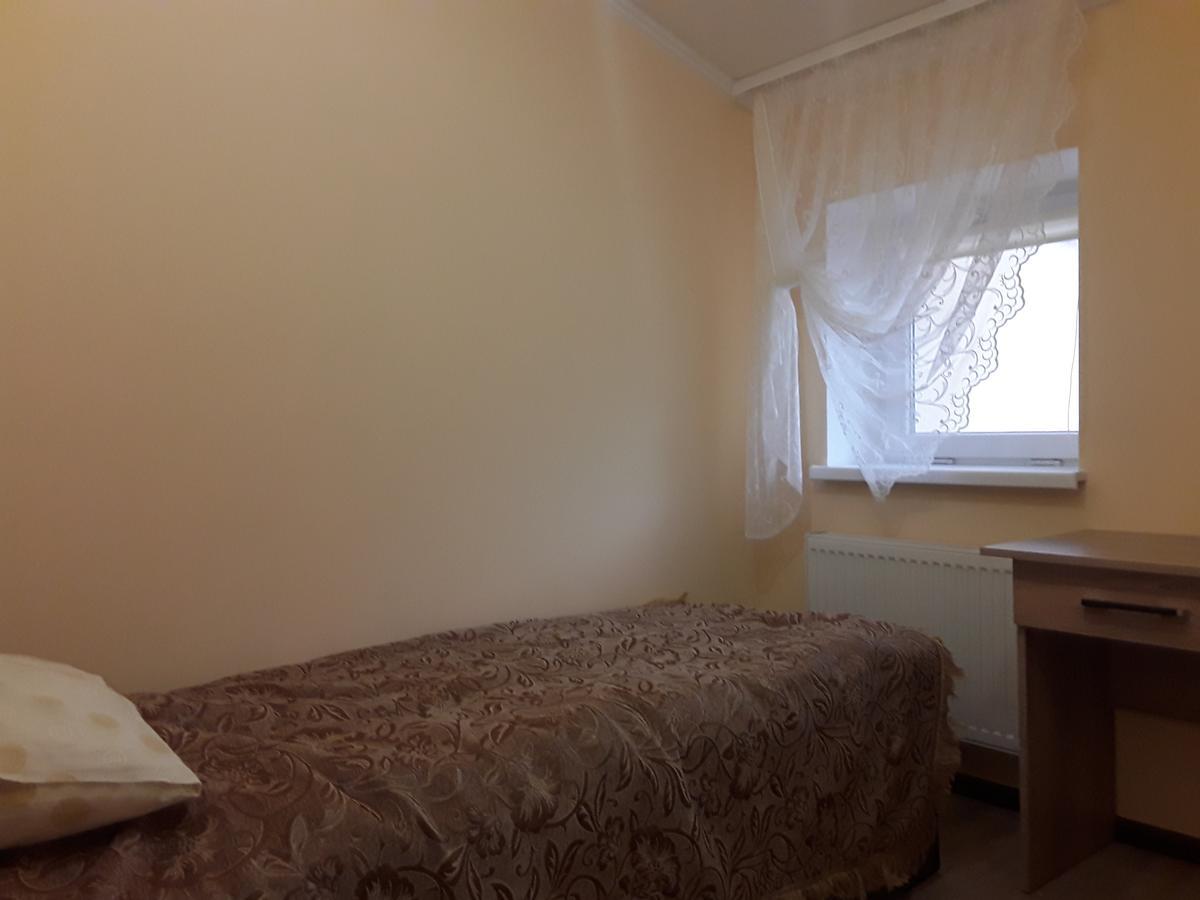 Gostynnyi Dvir Cottage Ternópil Exterior foto